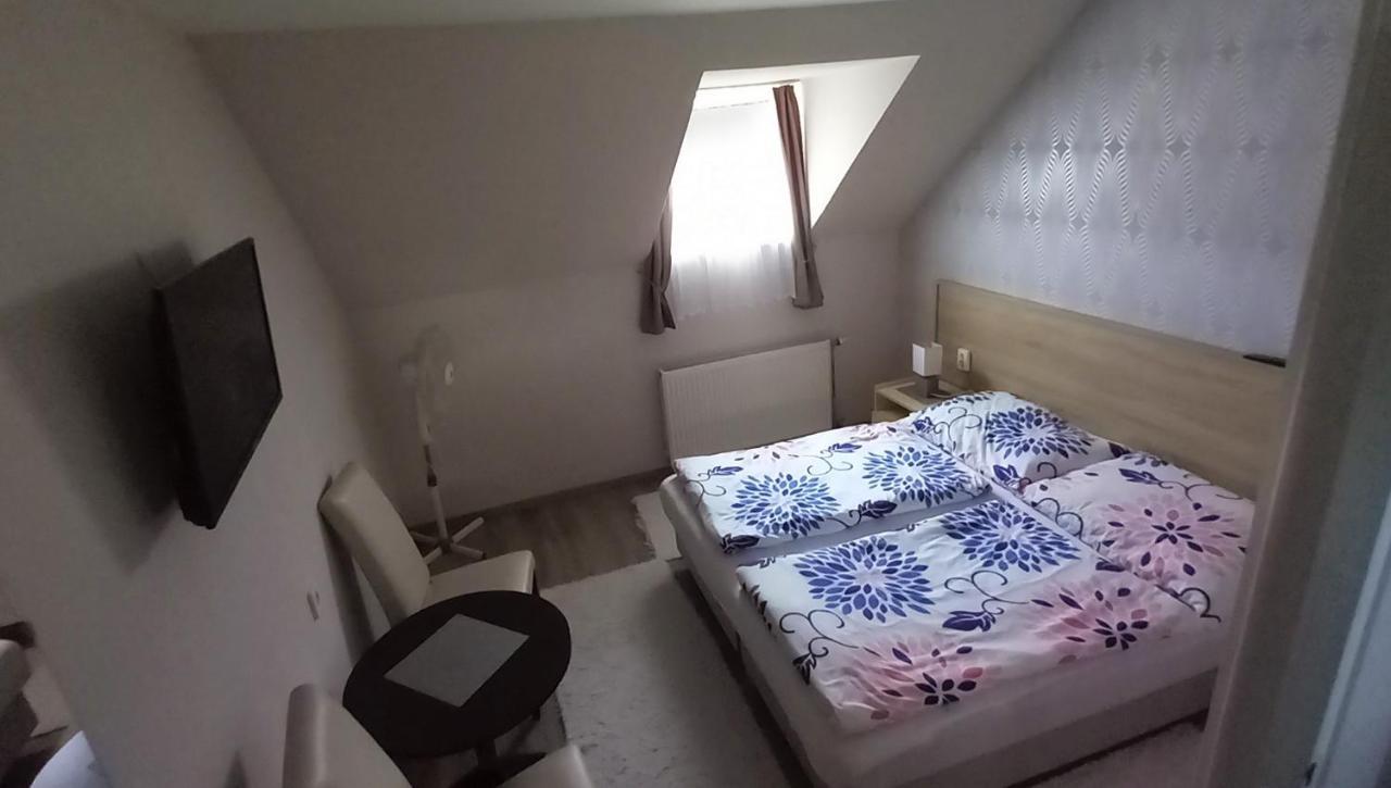 Hajnalka vendégház Bük Exterior foto