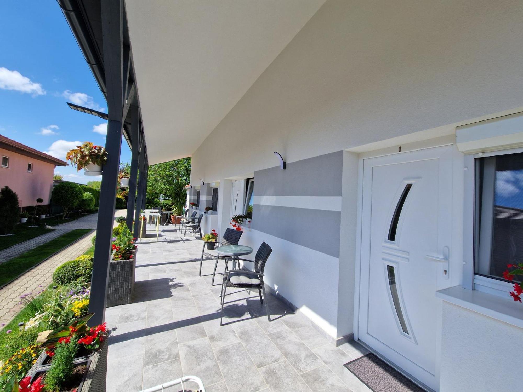 Hajnalka vendégház Bük Exterior foto